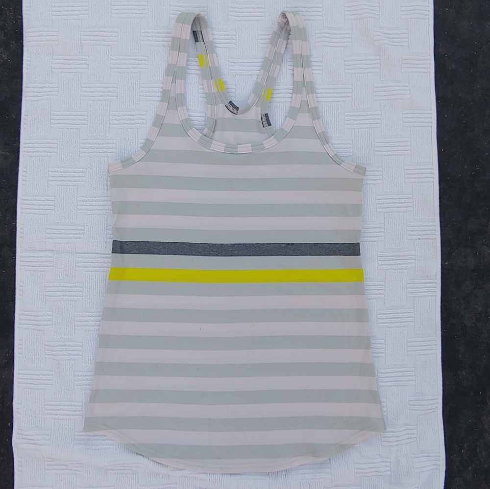 Lululemon Tank Size 6
